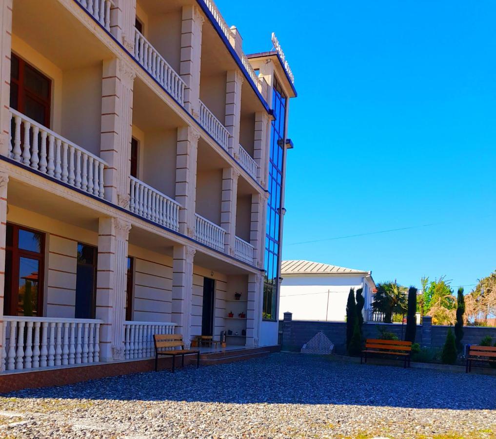Hotel Golden House Anaklia Esterno foto